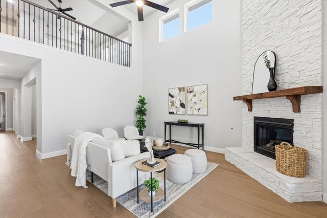 833 Daisy Corner Drive, Little Elm, TX 76227