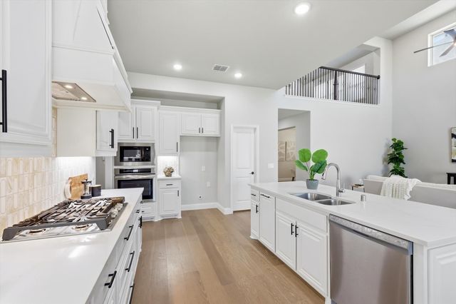 833 Daisy Corner Drive, Little Elm, TX 76227