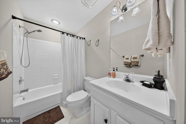 6300 LEE FOREST PATH, Centreville, VA 20120