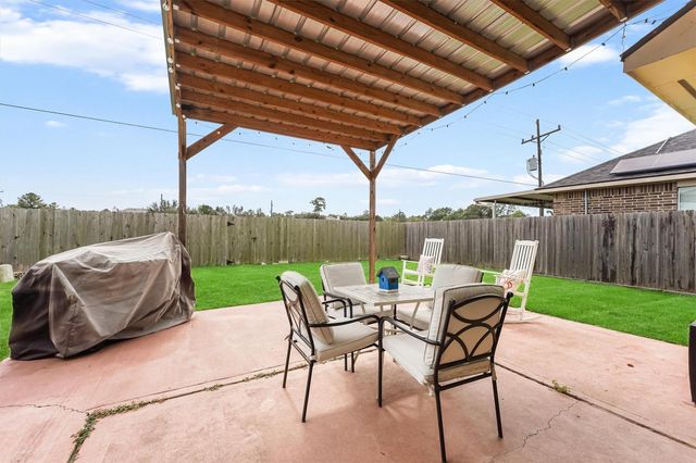 21526 Rose Mill Drive, Kingwood, TX 77339