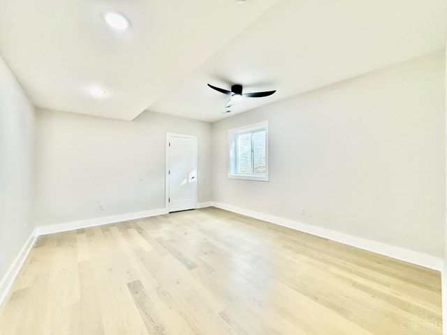 2523 Ridgeland Place, Cincinnati, OH 45212