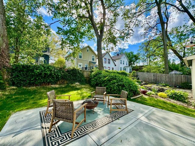 2523 Ridgeland Place, Cincinnati, OH 45212