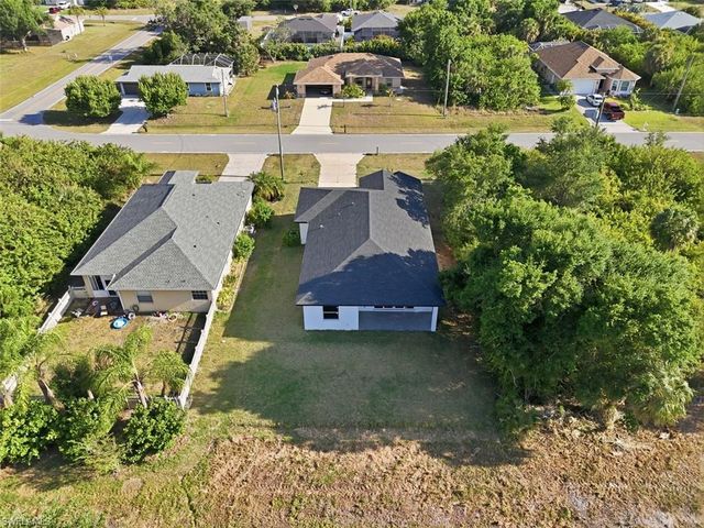 500 Sunset RD N, Rotonda West, FL 33947