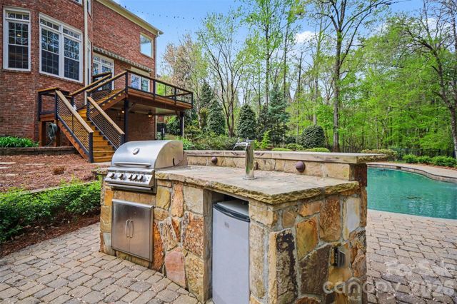 8904 Magnolia Heights Court, Charlotte, NC 28270