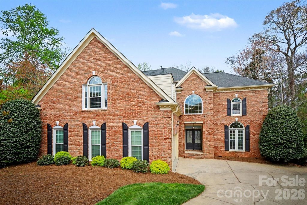 8904 Magnolia Heights Court, Charlotte, NC 28270