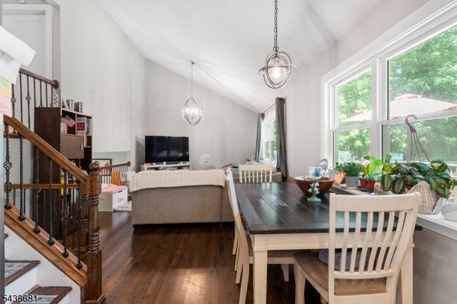 59 Locust Ave, Fanwood Boro, NJ 07023