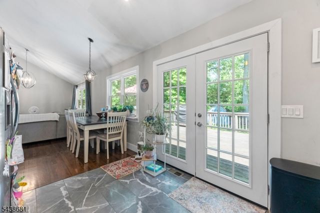 59 Locust Ave, Fanwood Boro, NJ 07023