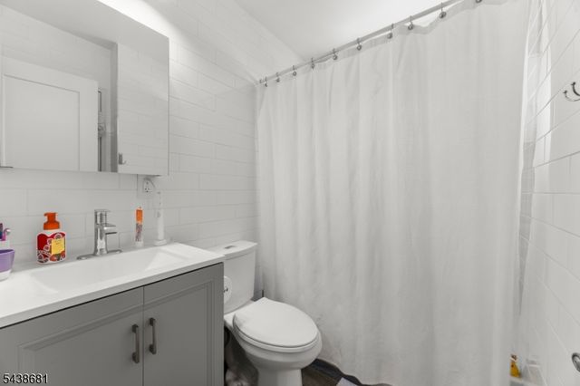 59 Locust Ave, Fanwood Boro, NJ 07023