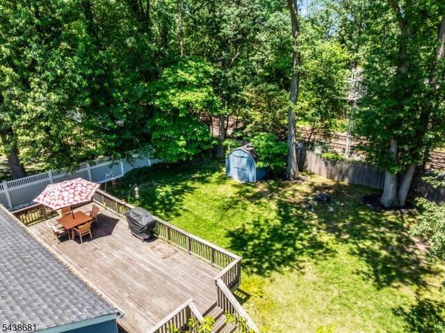 59 Locust Ave, Fanwood Boro, NJ 07023