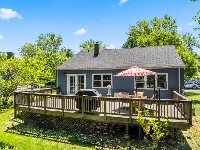 59 Locust Ave, Fanwood Boro, NJ 07023