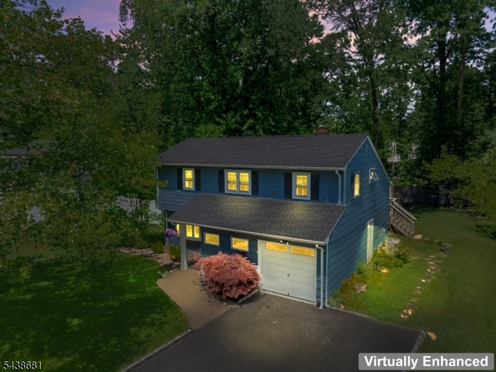 59 Locust Ave, Fanwood Boro, NJ 07023