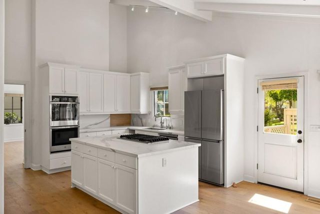 25399 Markham Lane, Salinas, CA 93908