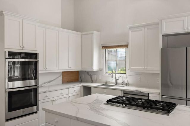 25399 Markham Lane, Salinas, CA 93908