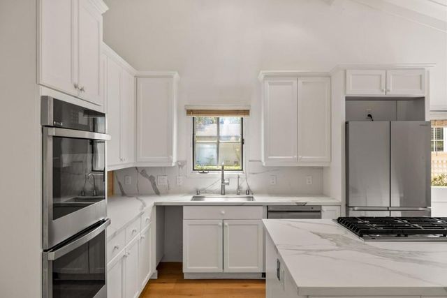 25399 Markham Lane, Salinas, CA 93908