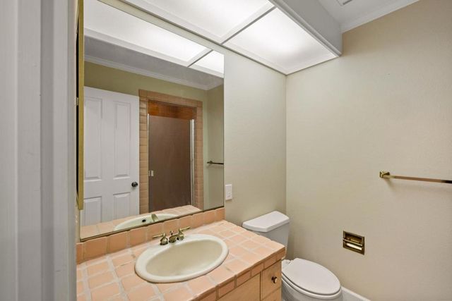 25399 Markham Lane, Salinas, CA 93908