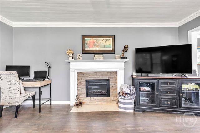 223 E 64th Street, Savannah, GA 31405