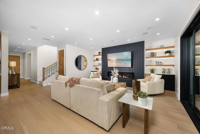 1577 Waldran Avenue, Los Angeles, CA 90041