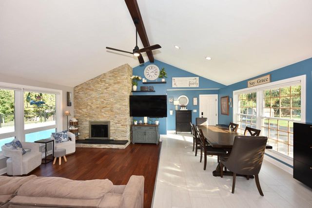 W164N4951 Lilac COURT, Menomonee Falls, WI 53051