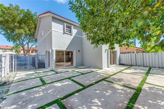 13912 SW 103rd Ln, Miami, FL 33186