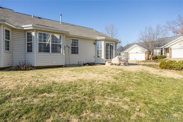 10184 Carlton Place Court, St Louis, MO 63123