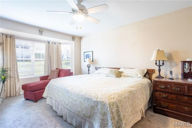 10184 Carlton Place Court, St Louis, MO 63123