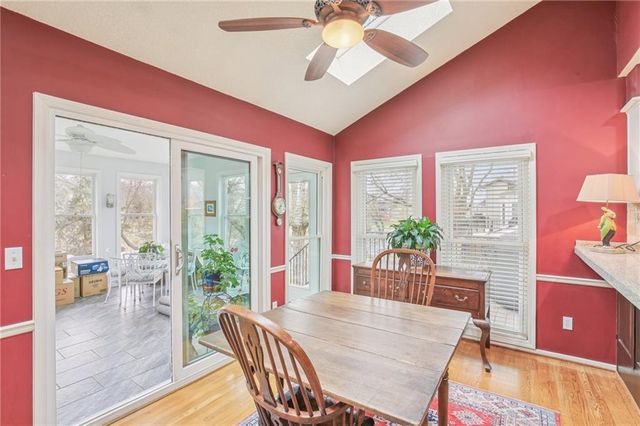 4121 NE Edgewater Court, Lee's Summit, MO 64064