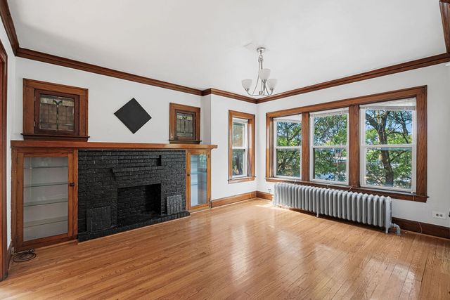 2019 N Leclaire Avenue, Chicago, IL 60639
