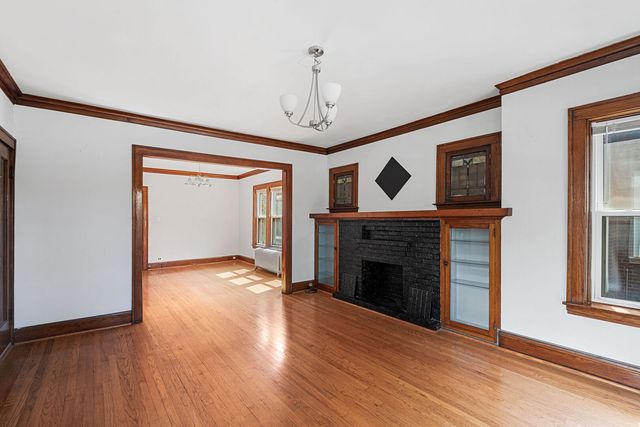 2019 N Leclaire Avenue, Chicago, IL 60639
