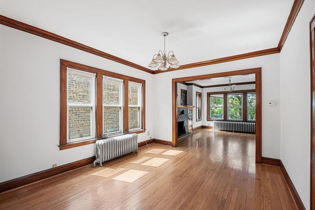 2019 N Leclaire Avenue, Chicago, IL 60639