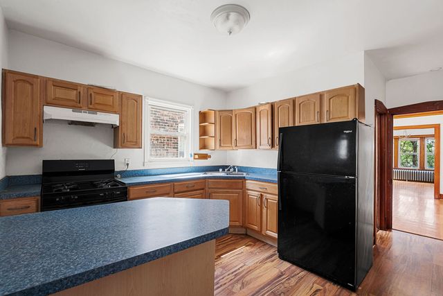 2019 N Leclaire Avenue, Chicago, IL 60639