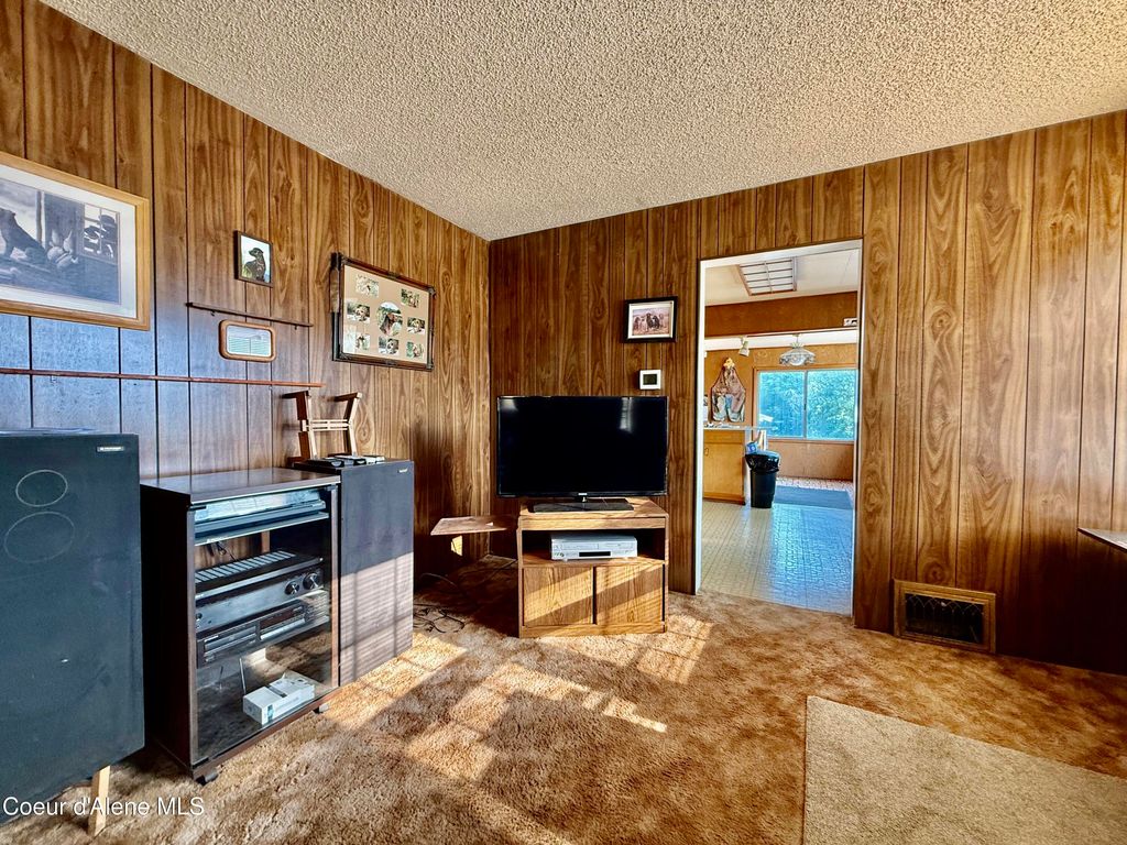 24 Union Ave, Silverton, ID 83867 photo 5
