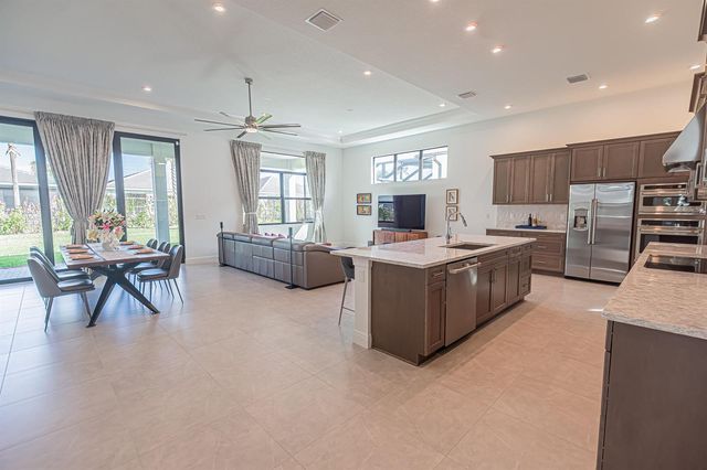10188 SW Latium Way, Port St. Lucie, FL 34987
