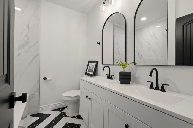 43 Vaughn Drive, Denison, TX 75020