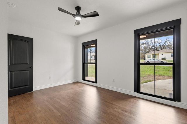 43 Vaughn Drive, Denison, TX 75020