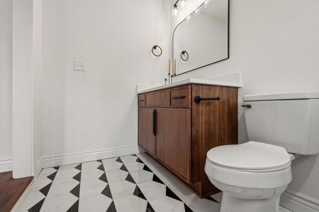 43 Vaughn Drive, Denison, TX 75020