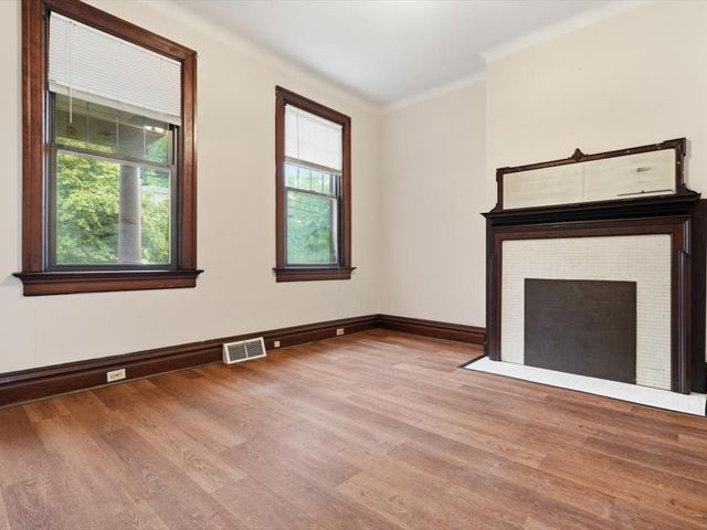215 S Braddock Ave, Point Breeze, PA 15221