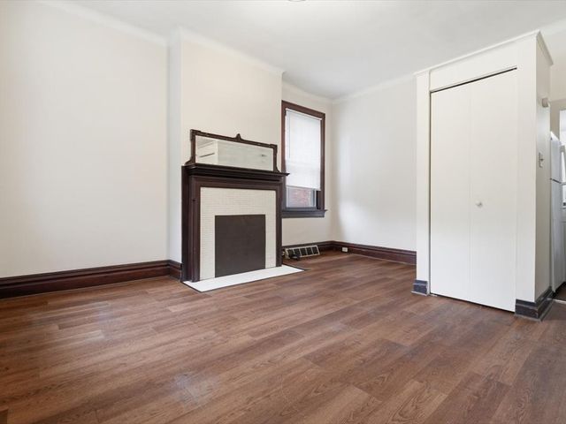 215 S Braddock Ave, Point Breeze, PA 15221