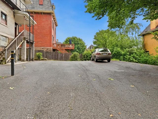 215 S Braddock Ave, Point Breeze, PA 15221