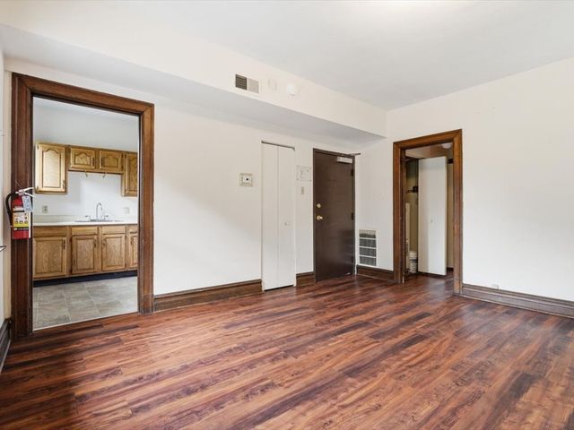 215 S Braddock Ave, Point Breeze, PA 15221