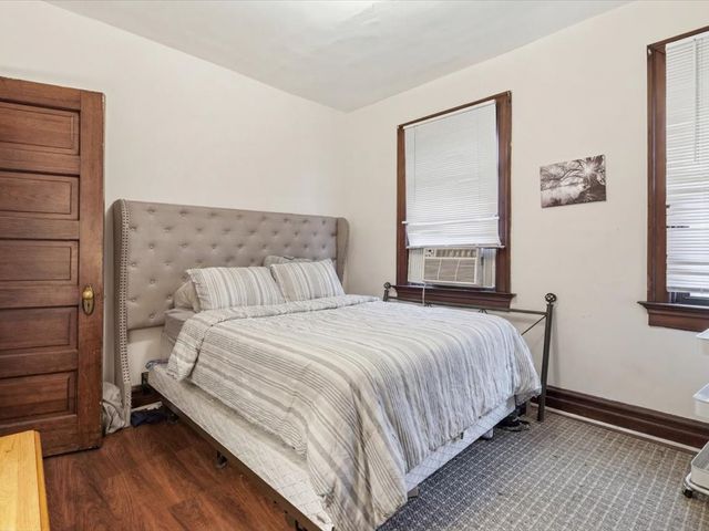 215 S Braddock Ave, Point Breeze, PA 15221