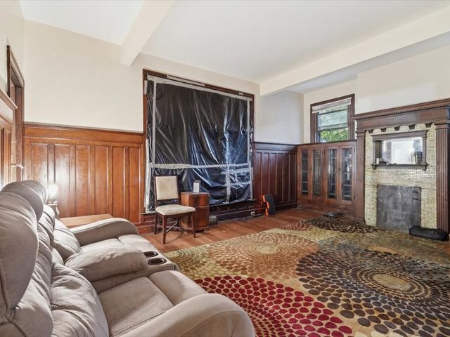 215 S Braddock Ave, Point Breeze, PA 15221