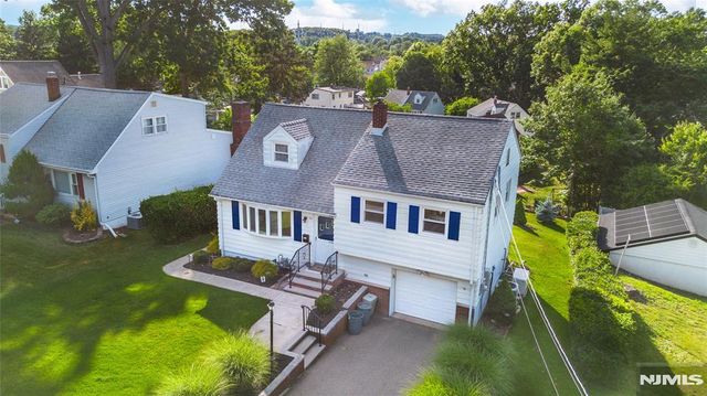 59 Hooyman Drive, Clifton, NJ 07013