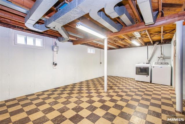 59 Hooyman Drive, Clifton, NJ 07013