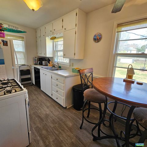 4308 D Street, Lincoln, NE 68510