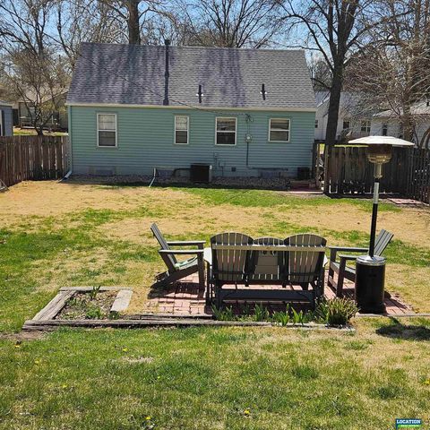 4308 D Street, Lincoln, NE 68510
