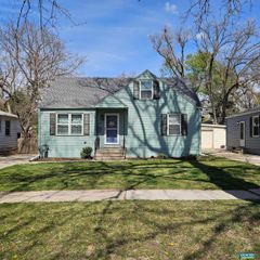 4308 D Street, Lincoln, NE 68510