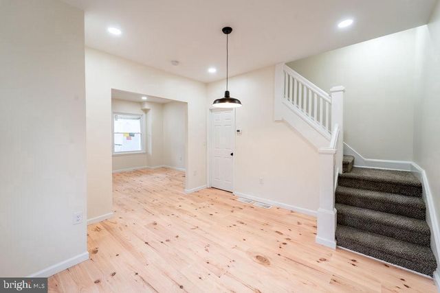 20 W RASPBERRY ST, Bethlehem, PA 18018