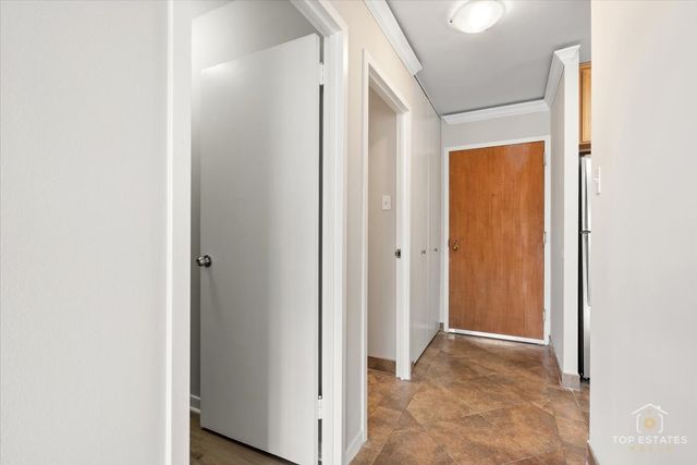 211 E Ohio Street 2806, Chicago, IL 60611