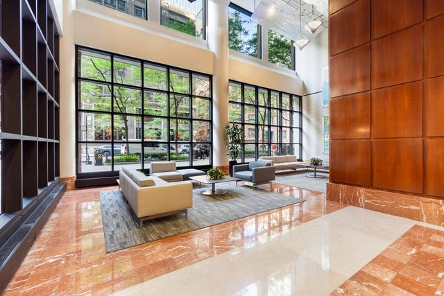 211 E Ohio Street 2806, Chicago, IL 60611