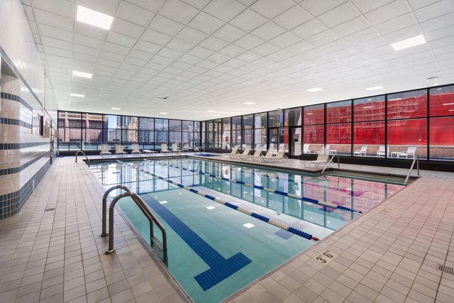 211 E Ohio Street 2806, Chicago, IL 60611